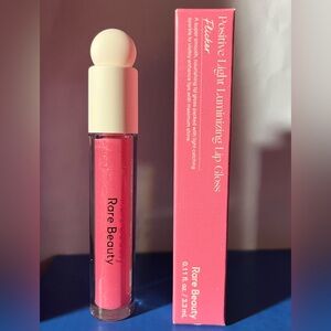 RARE BEAUTY- Positive Light Luminizing Lip Gloss in FLICKER SHADE (BNIB) 💋💄💋💄